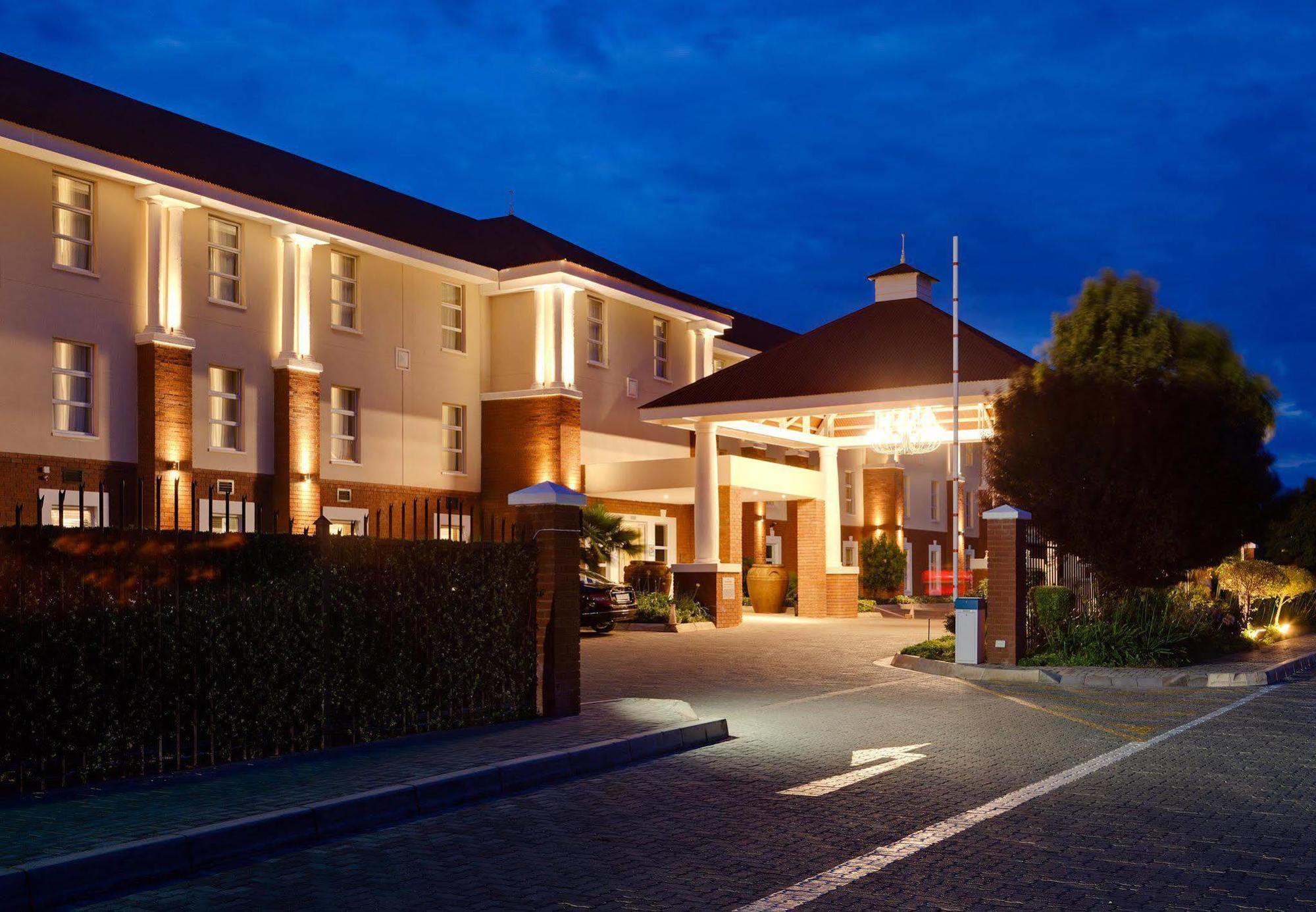 Protea Hotel By Marriott Mahikeng マフィケング エクステリア 写真