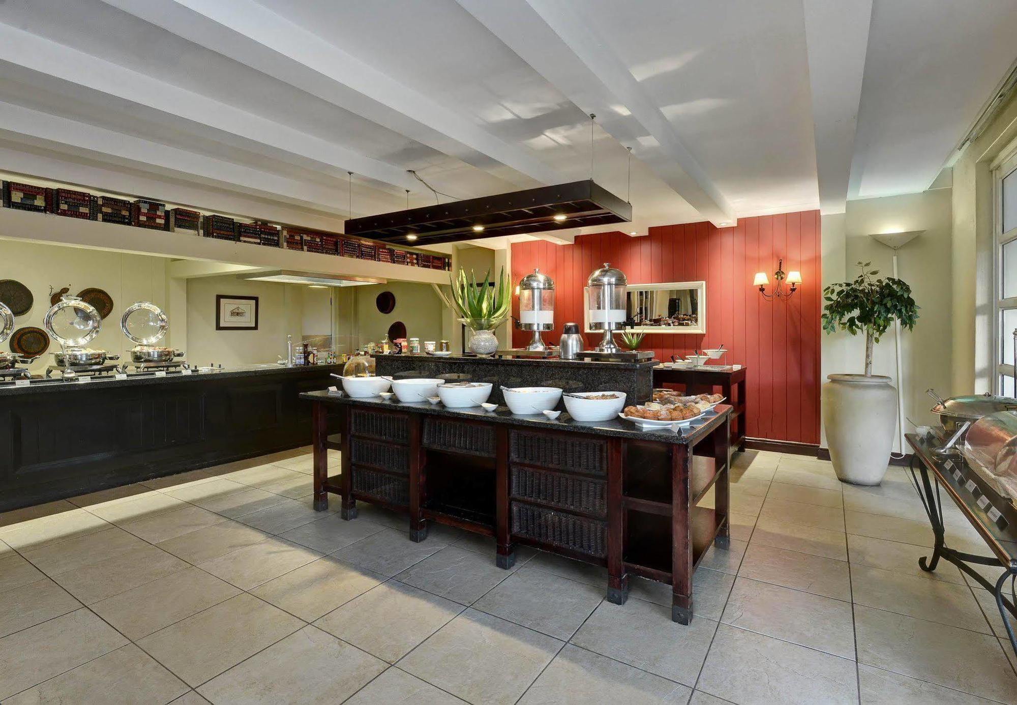 Protea Hotel By Marriott Mahikeng マフィケング エクステリア 写真
