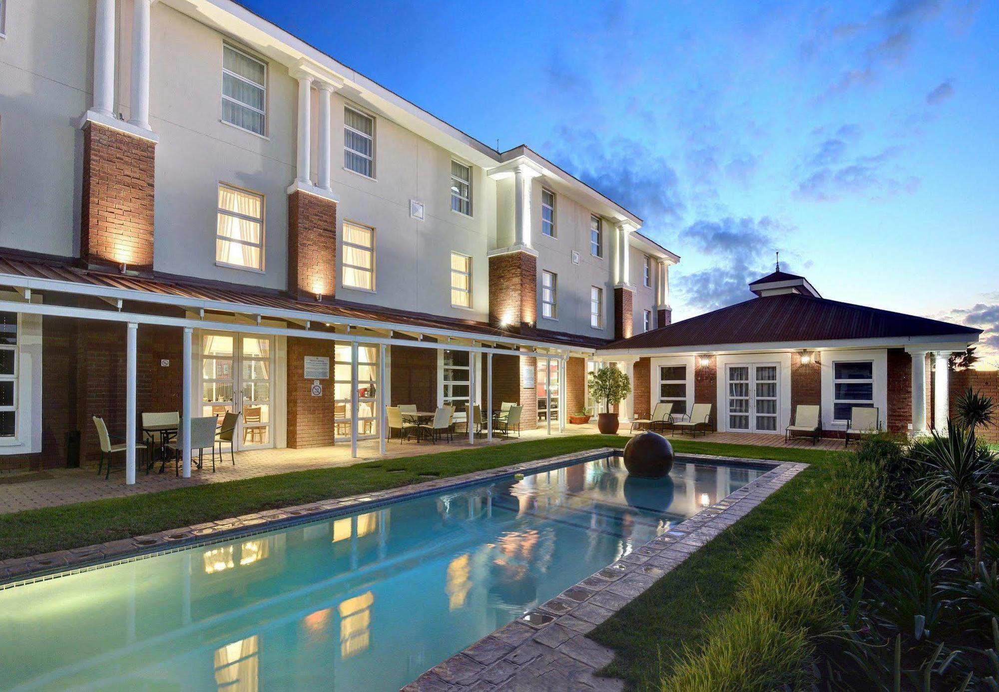 Protea Hotel By Marriott Mahikeng マフィケング エクステリア 写真